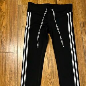 Gap Fit exercise pants, ankle length